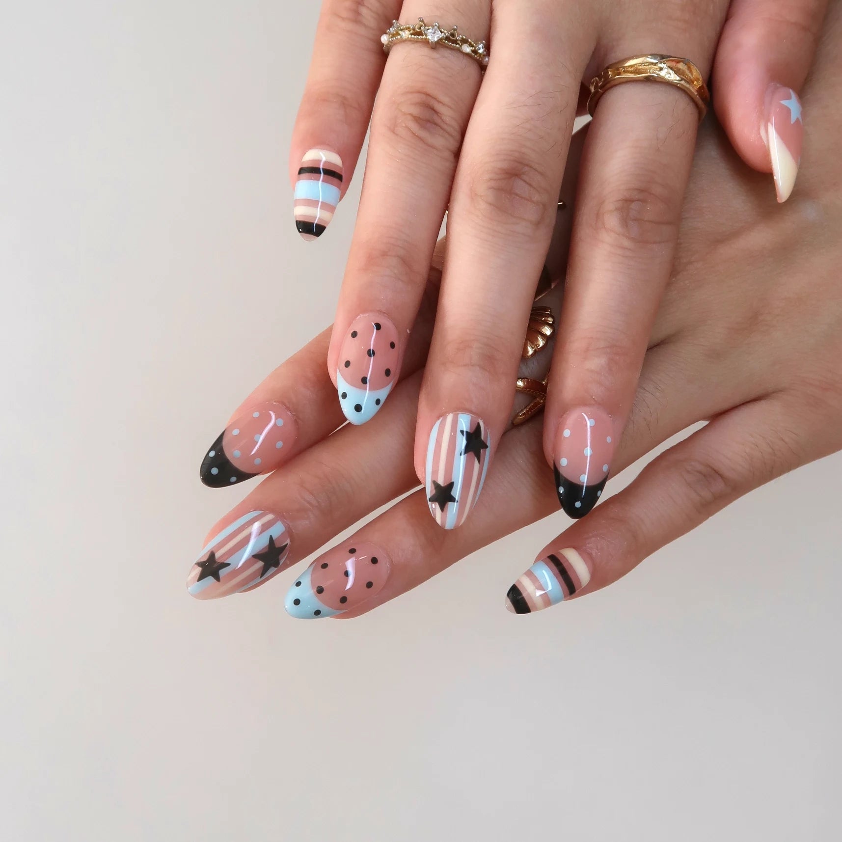 Peppy - Ersa Nails Nude Blue PressOnNails
