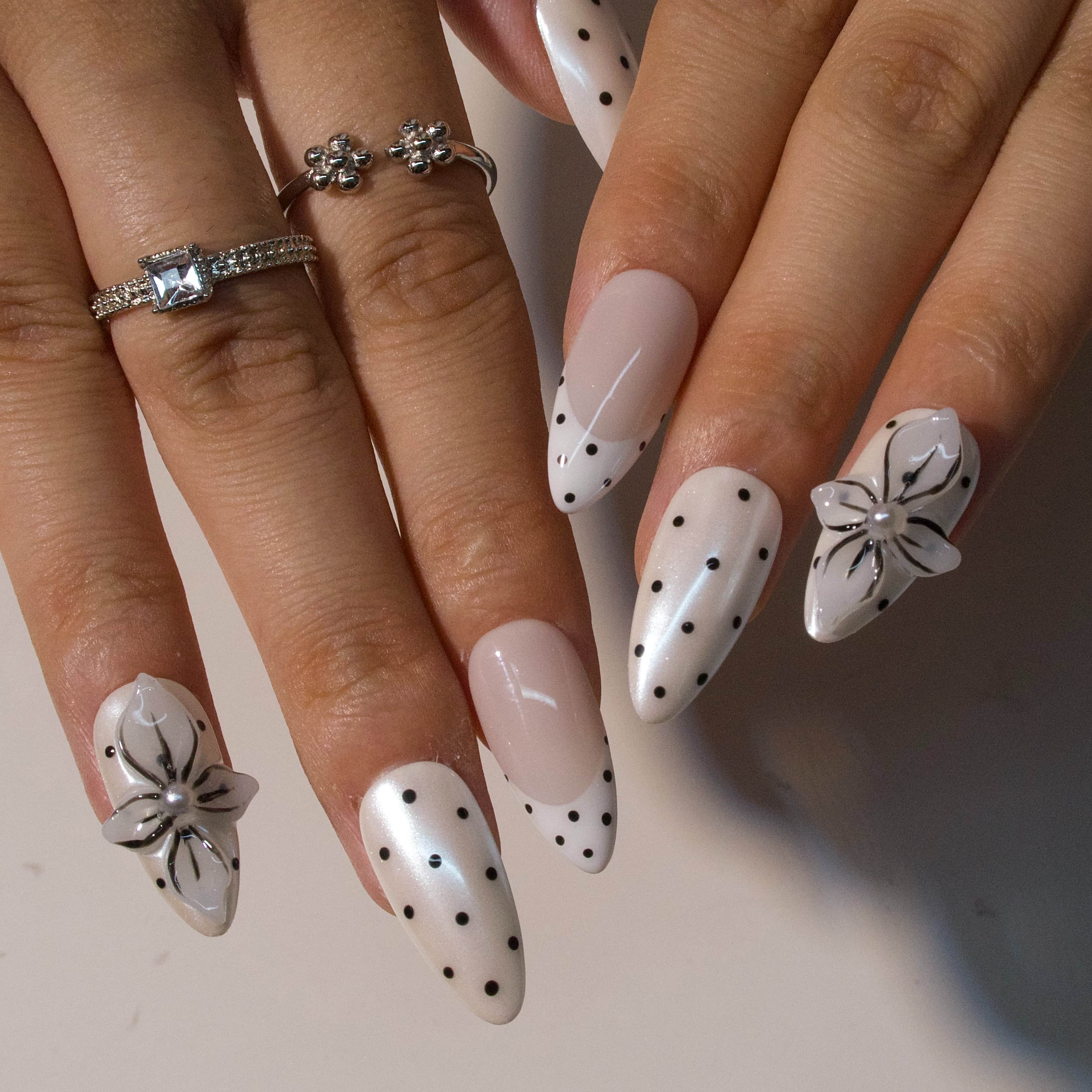 Polka Pearl