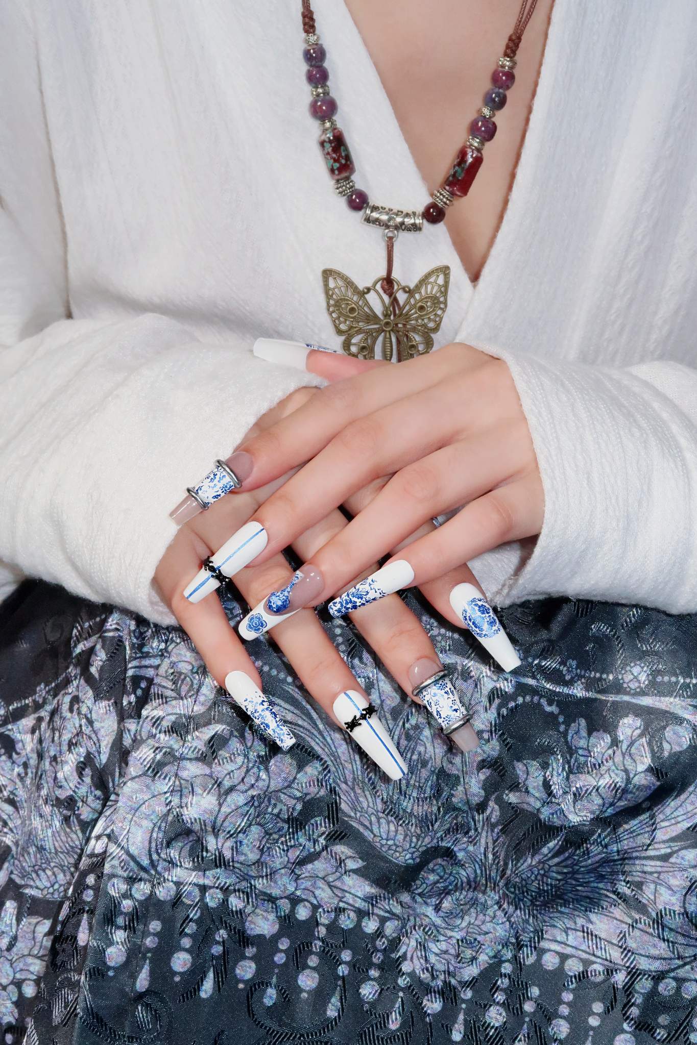 Qinghuaci - Ersa Nails Blue White Long Coffin PressOnNails