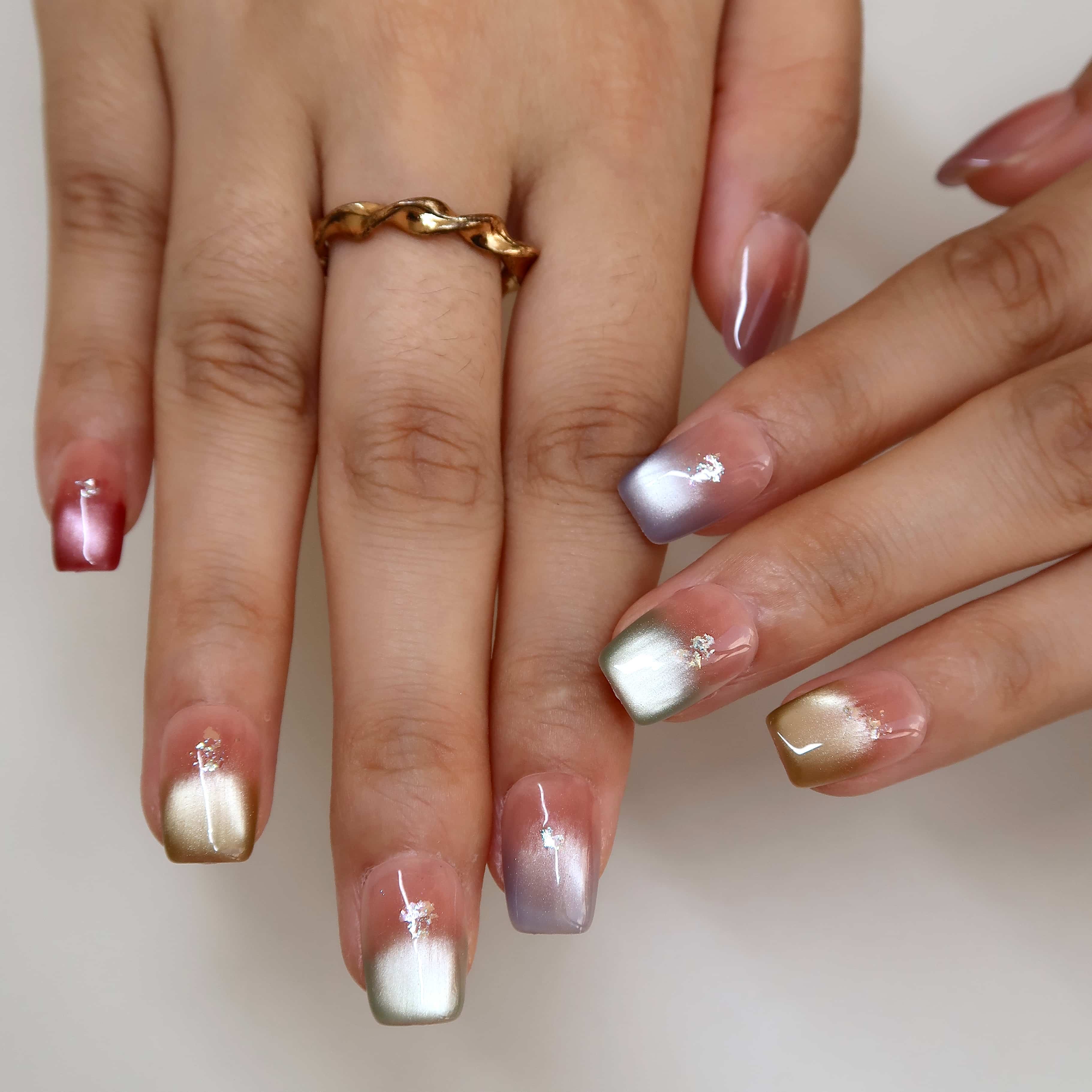 Rainbow_Halo_-_ErsaNails_PressOnNails_3.jpg