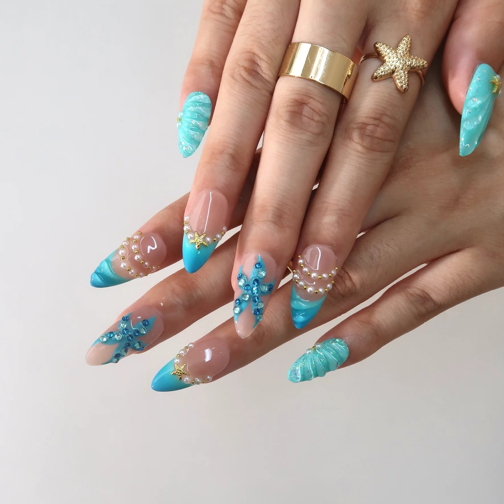 Sea Mood - Ersa Nails Nude Blue PressOnNails