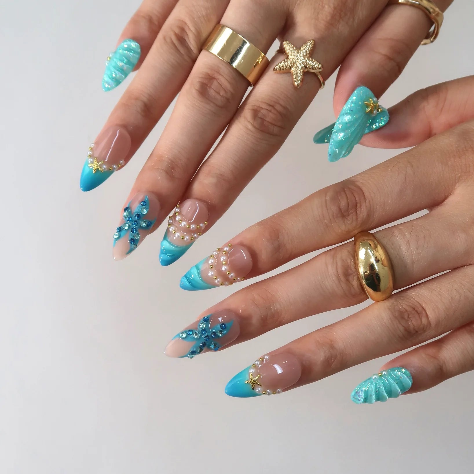 Sea Mood - Ersa Nails Nude Blue PressOnNails