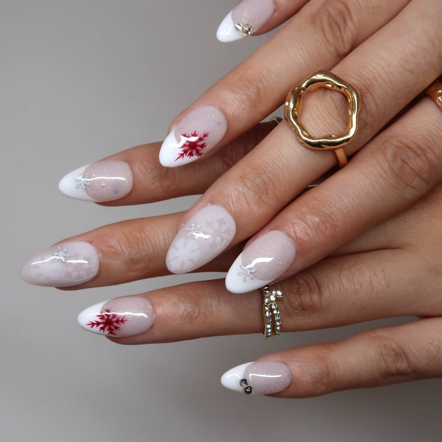 Sleigh_All_Day_-_ErsaNails_PressOnNails_2.jpg