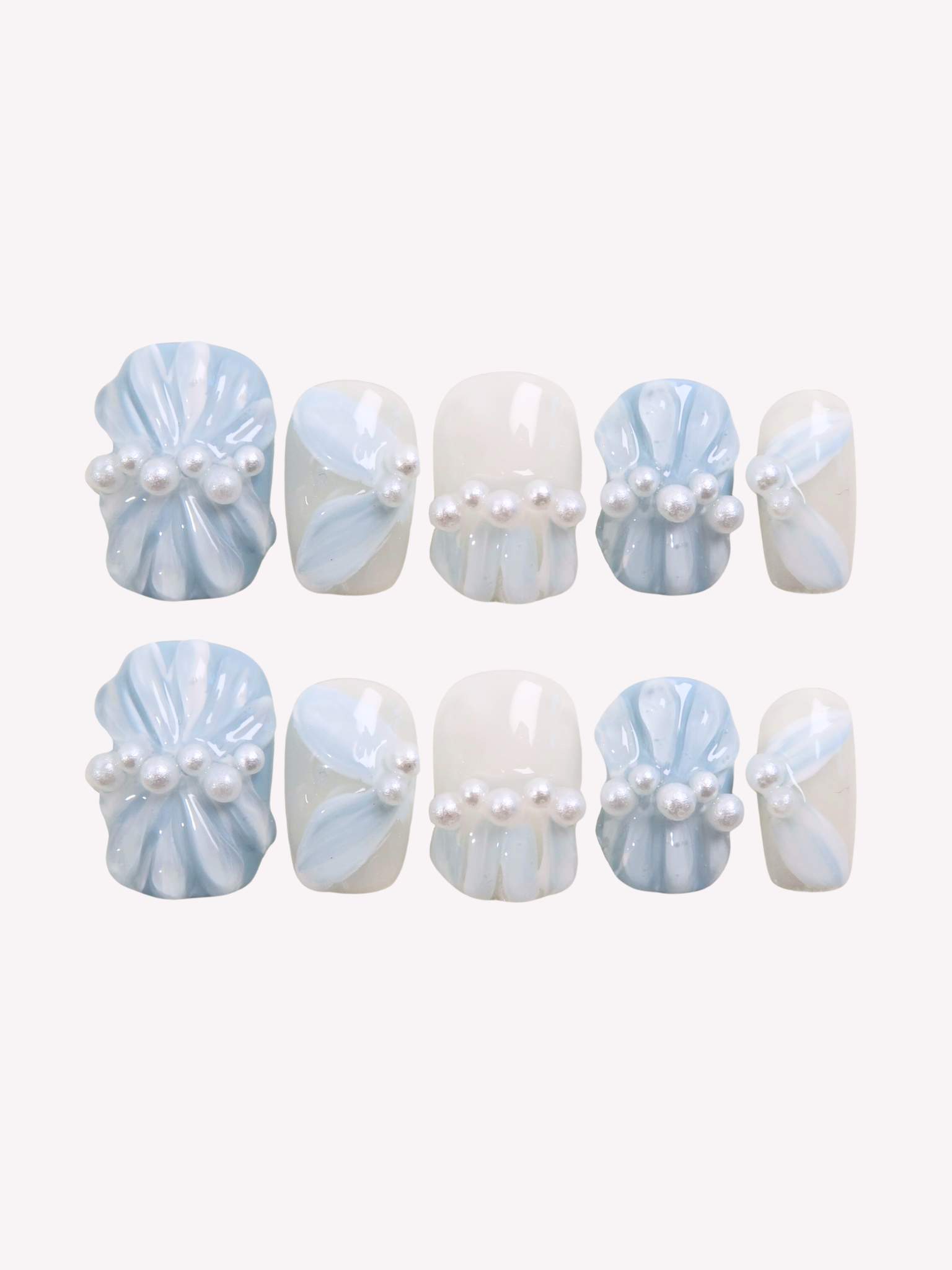 Soft Breeze - Ersa Nails White Blue PressOnNails