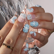 Soft Breeze - Ersa Nails White Blue PressOnNails