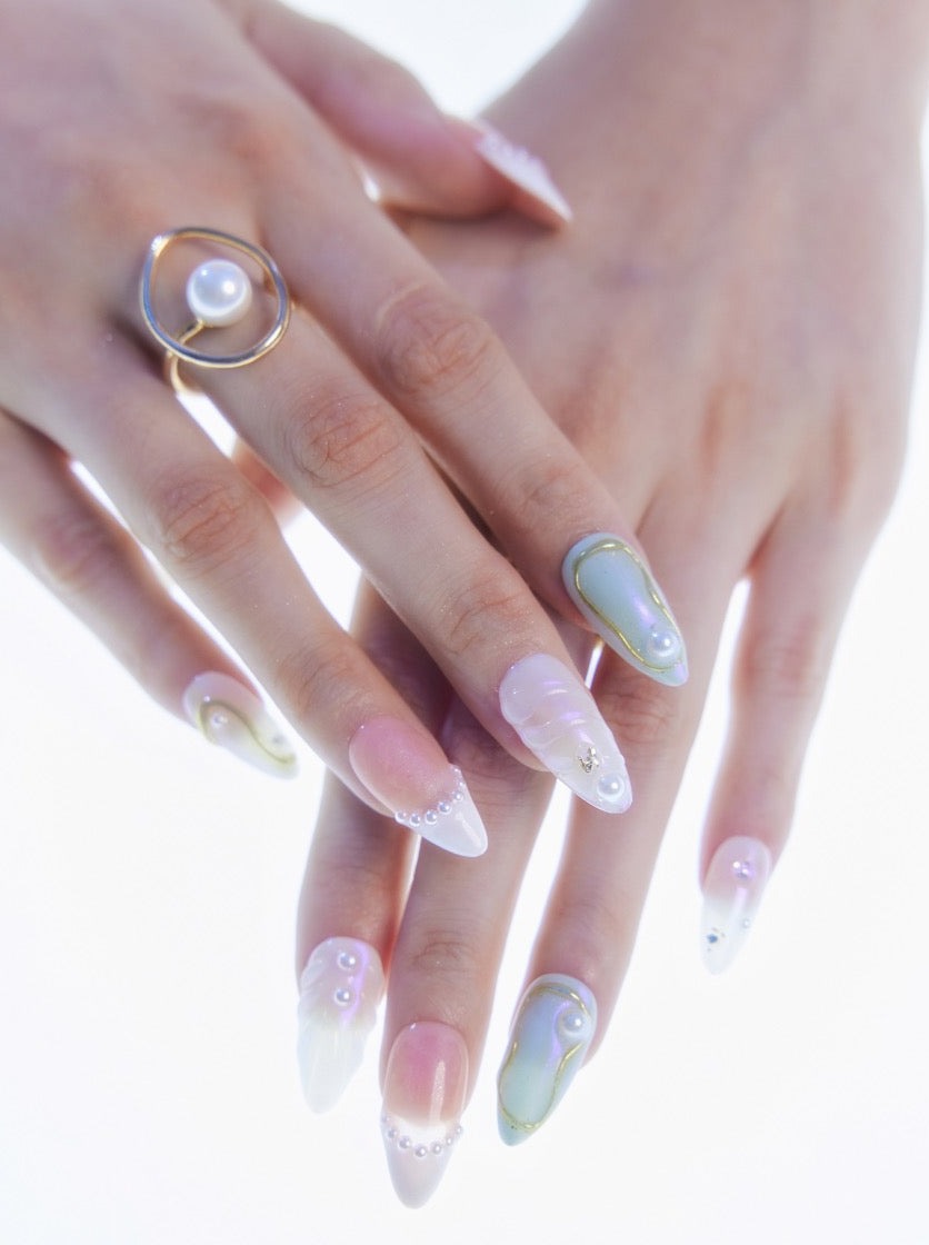 Soft Light - Ersa Nails White Pink Med Almond PressOnNails