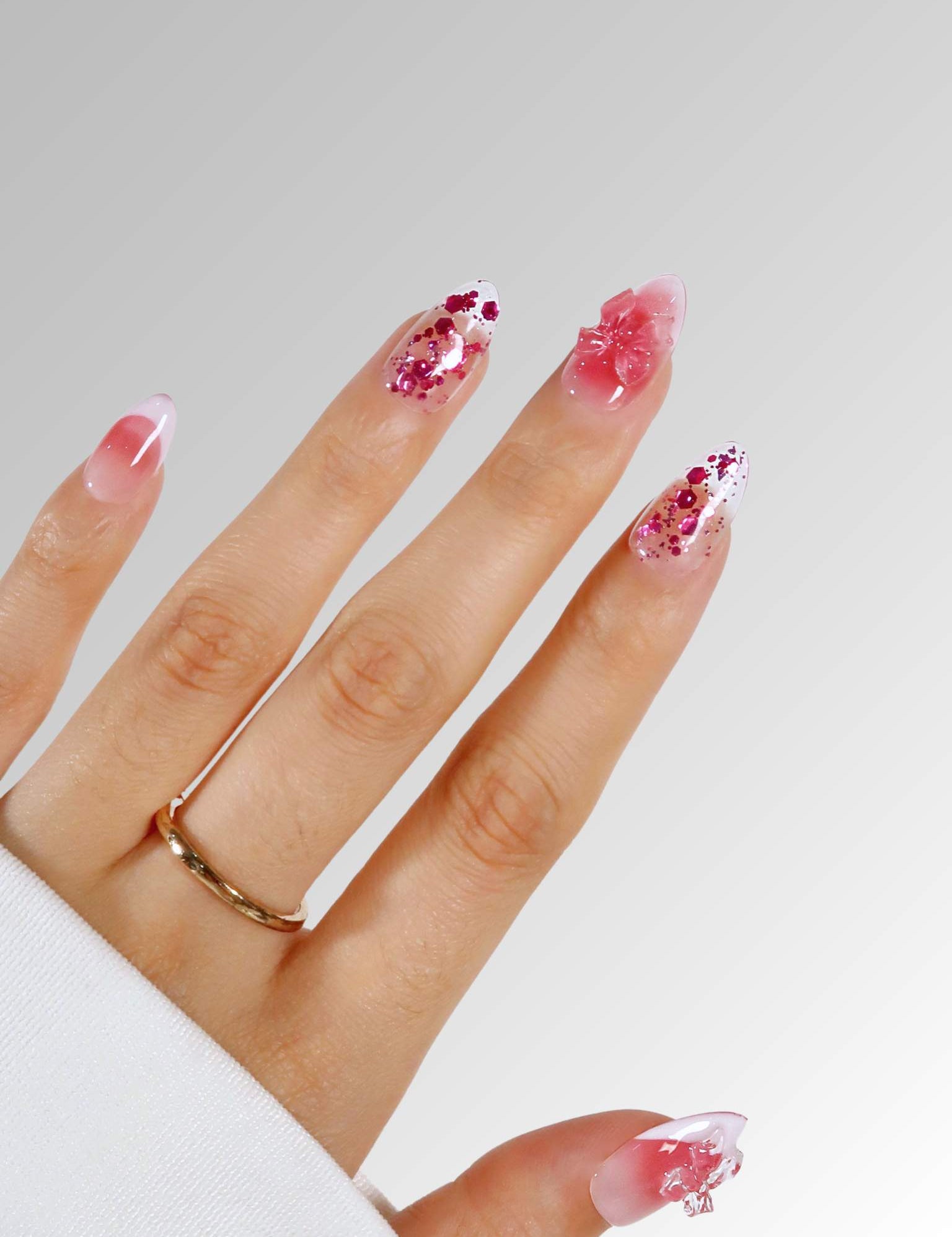 Sparkling Allure - Ersa Nails Pink White Short Almond PressOnNails