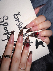 Spider Queen - Ersa Nails Nude Brown Gold PressOnNails