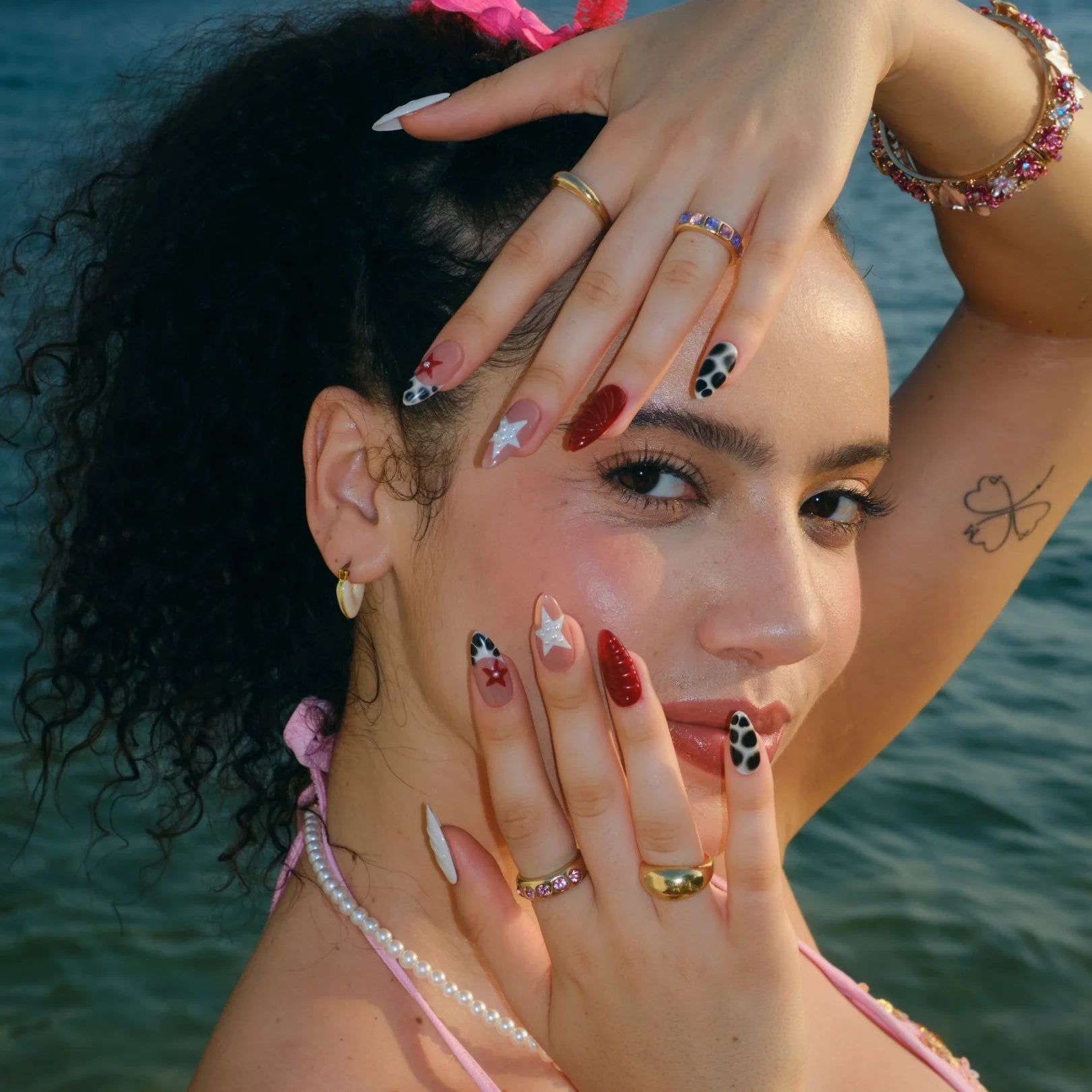 Starlet - Ersa Nails White Red PressOnNails