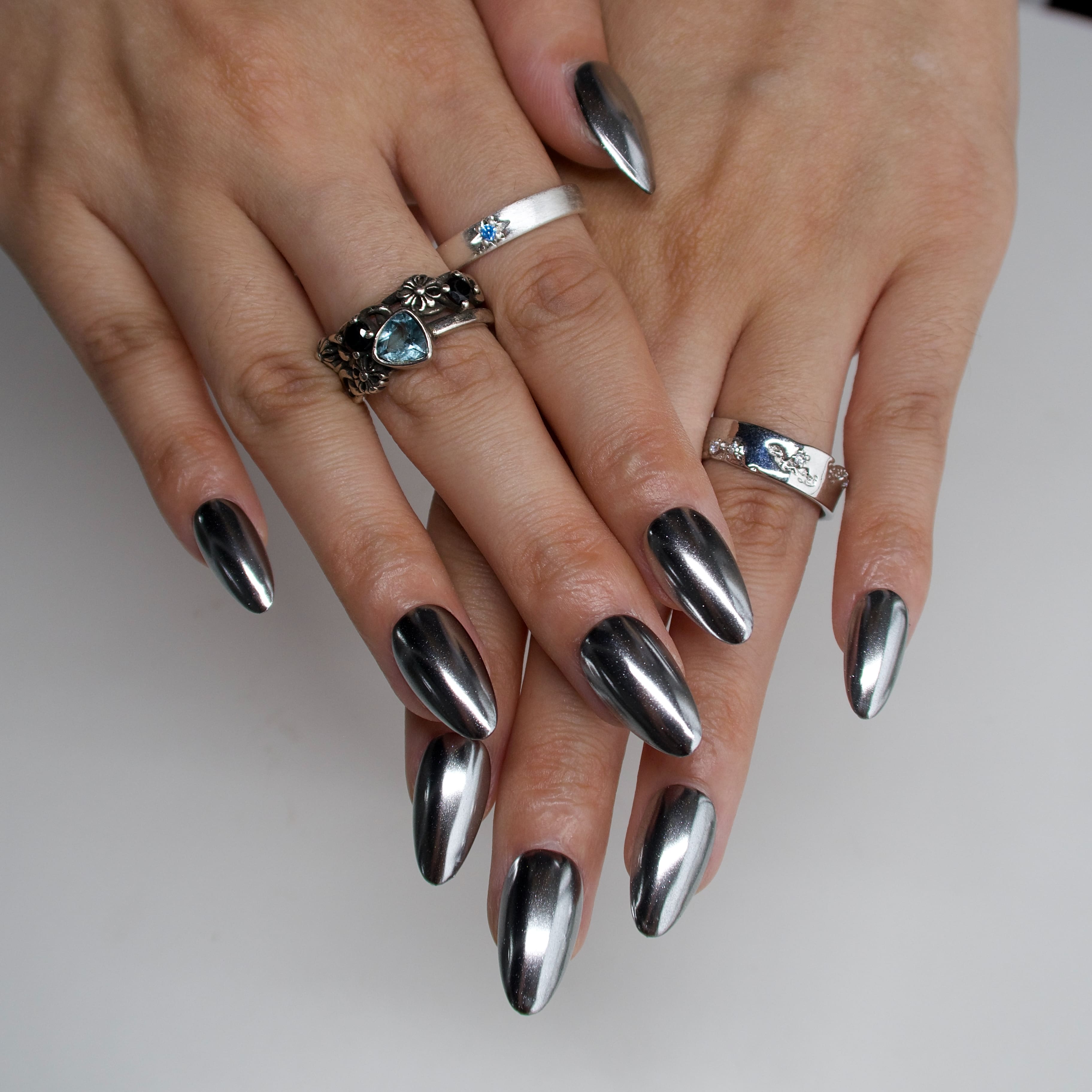 Stay_-_ErsaNails_PressOnNails_2.jpg