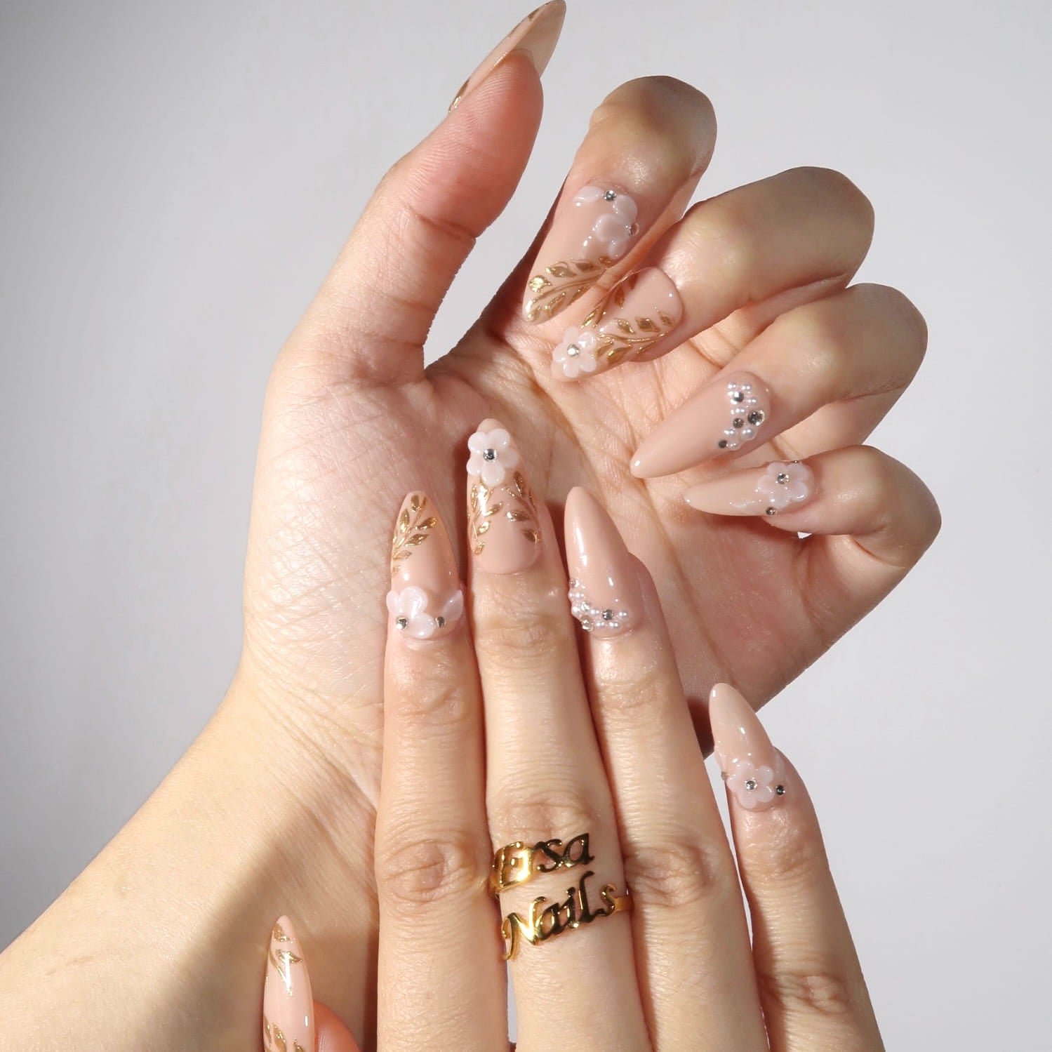 Sumptuous-ErsaNails02.jpg