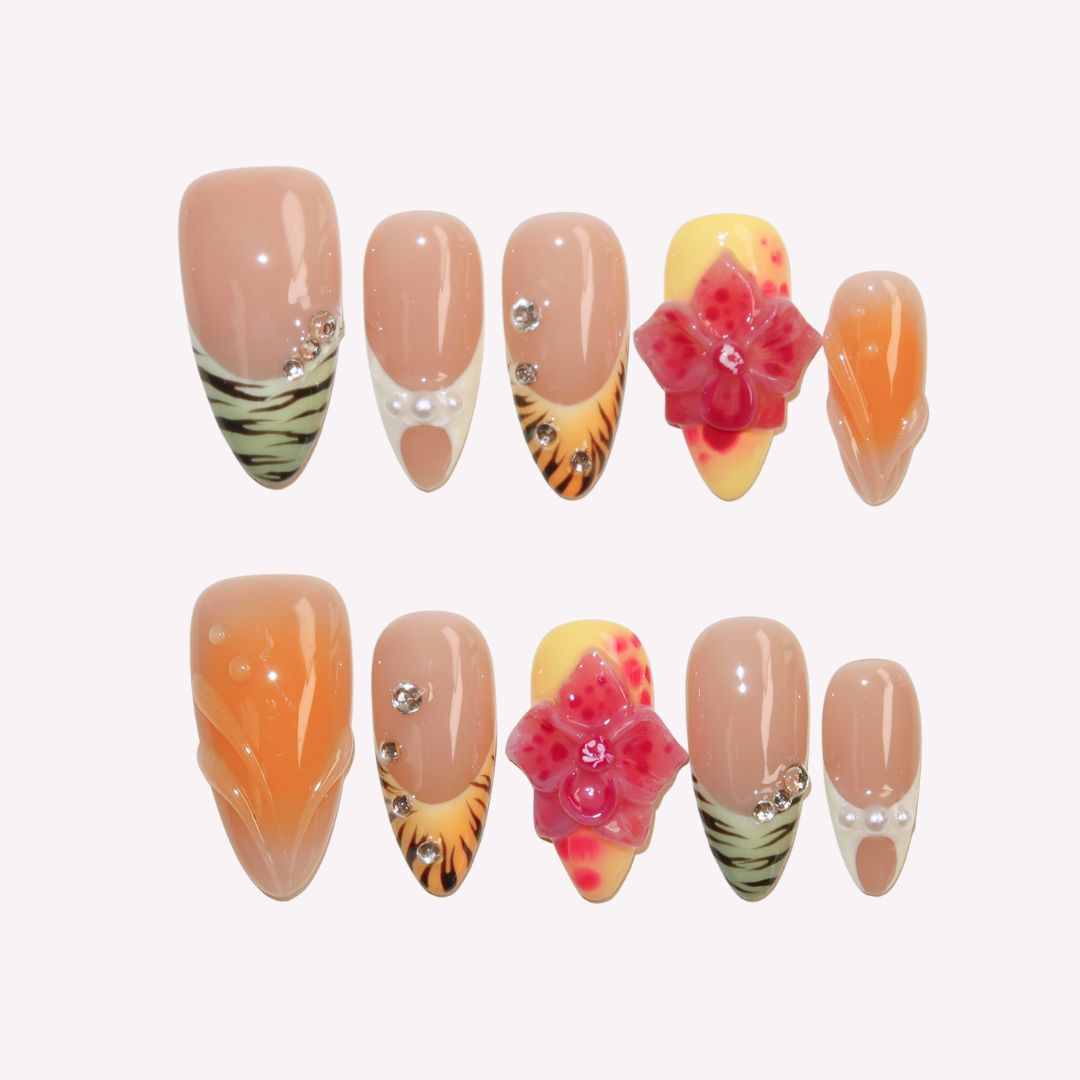 Sunburn-ErsaNailsPressOnNails_1.jpg