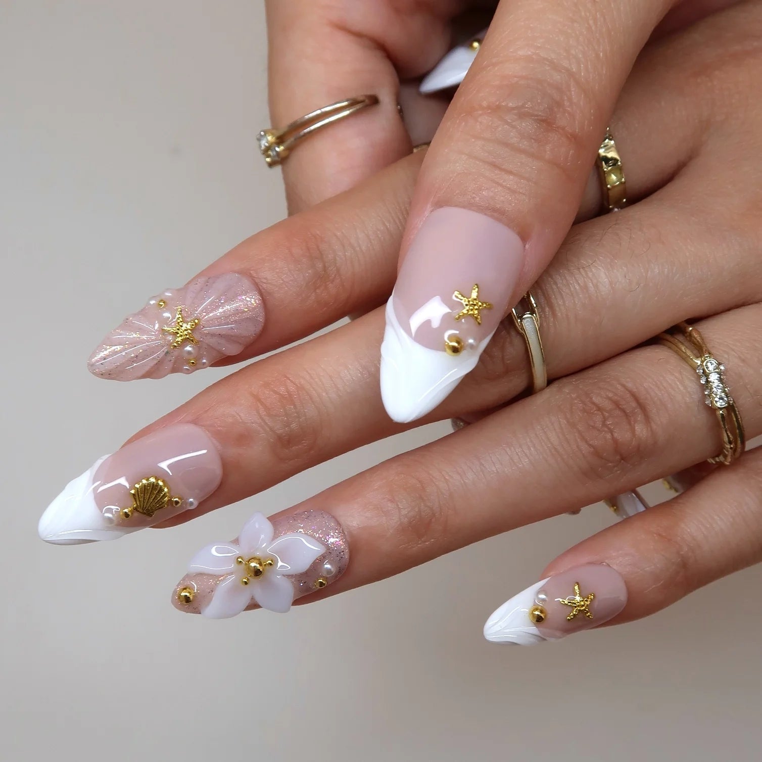 Sunlit Shores - Ersa Nails Nude White Gold PressOnNails