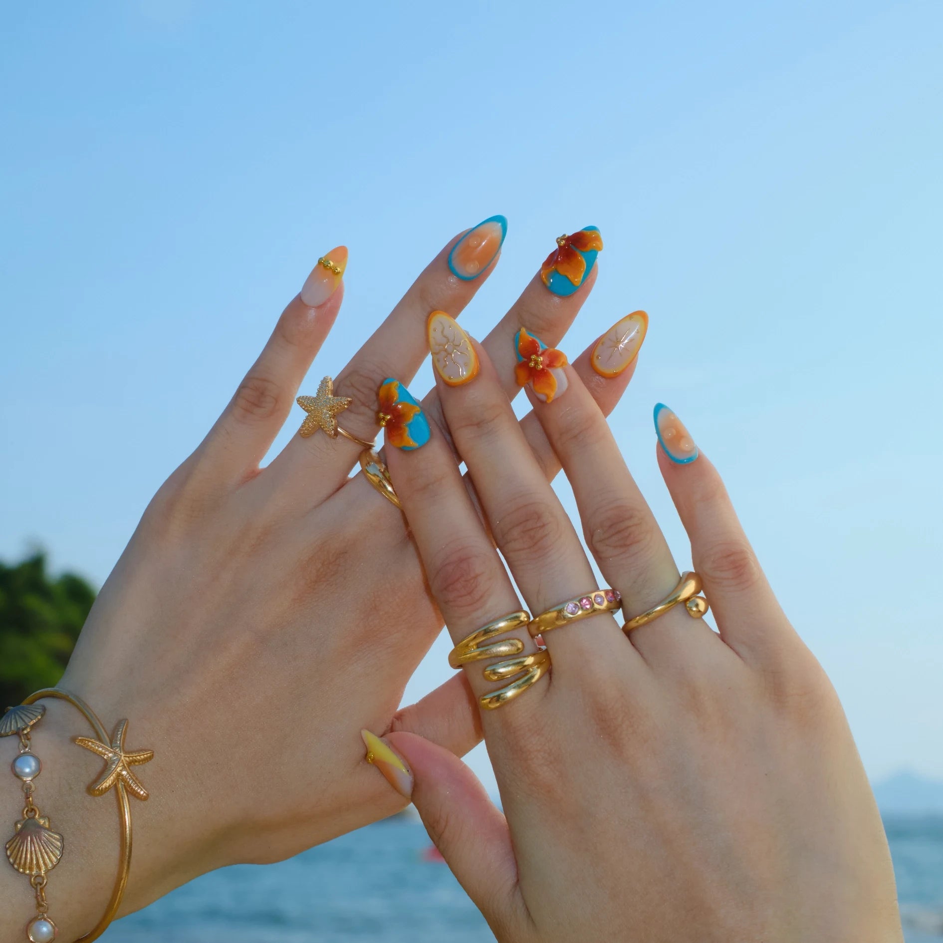 Sunny Soul - Ersa Nails Yellow Blue PressOnNails