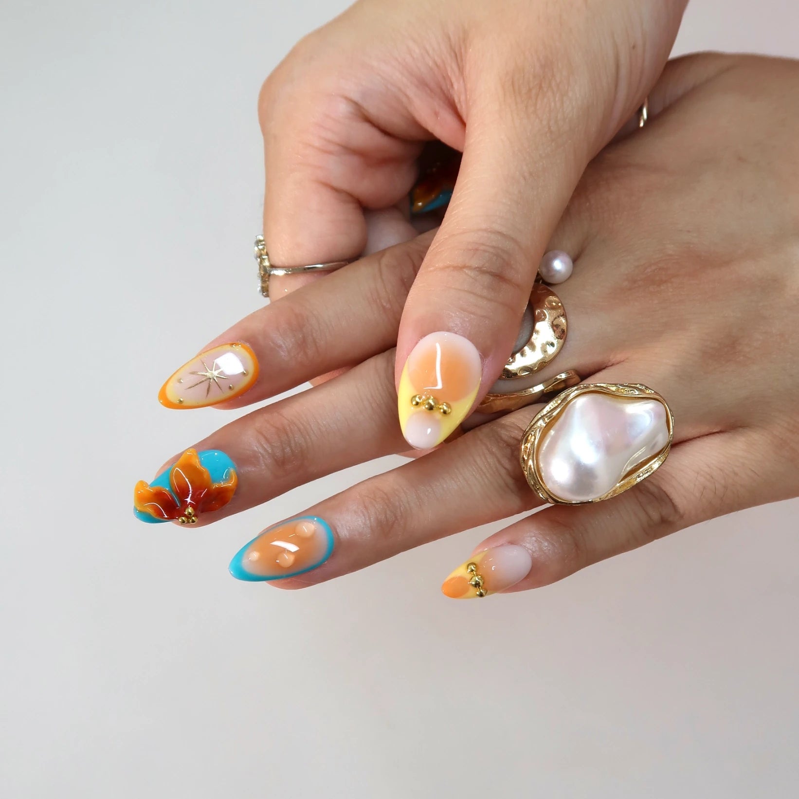 Sunny Soul - Ersa Nails Yellow Blue PressOnNails