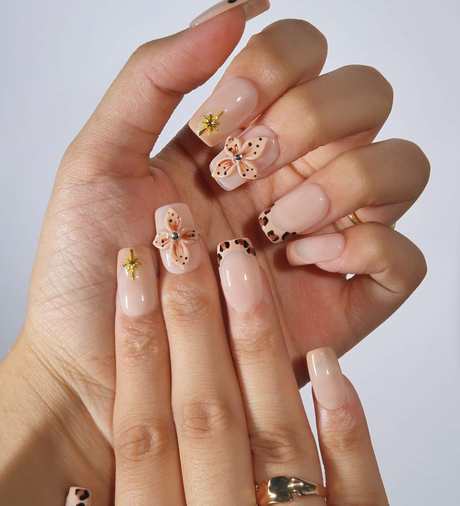 Sunset Bloom - Ersa Nails Brown Nude PressOnNails