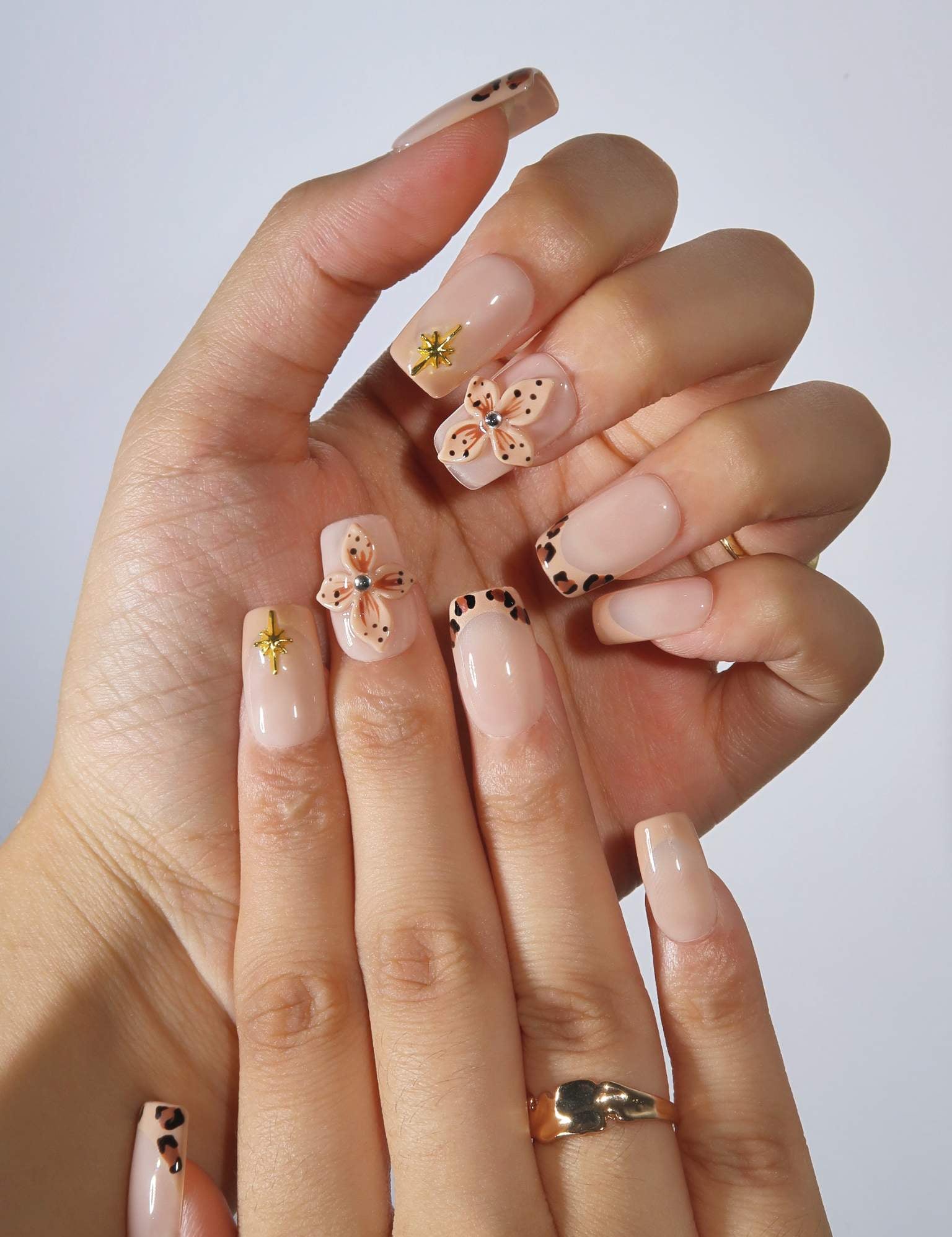 Sunset Bloom - Ersa Nails Brown Nude PressOnNails