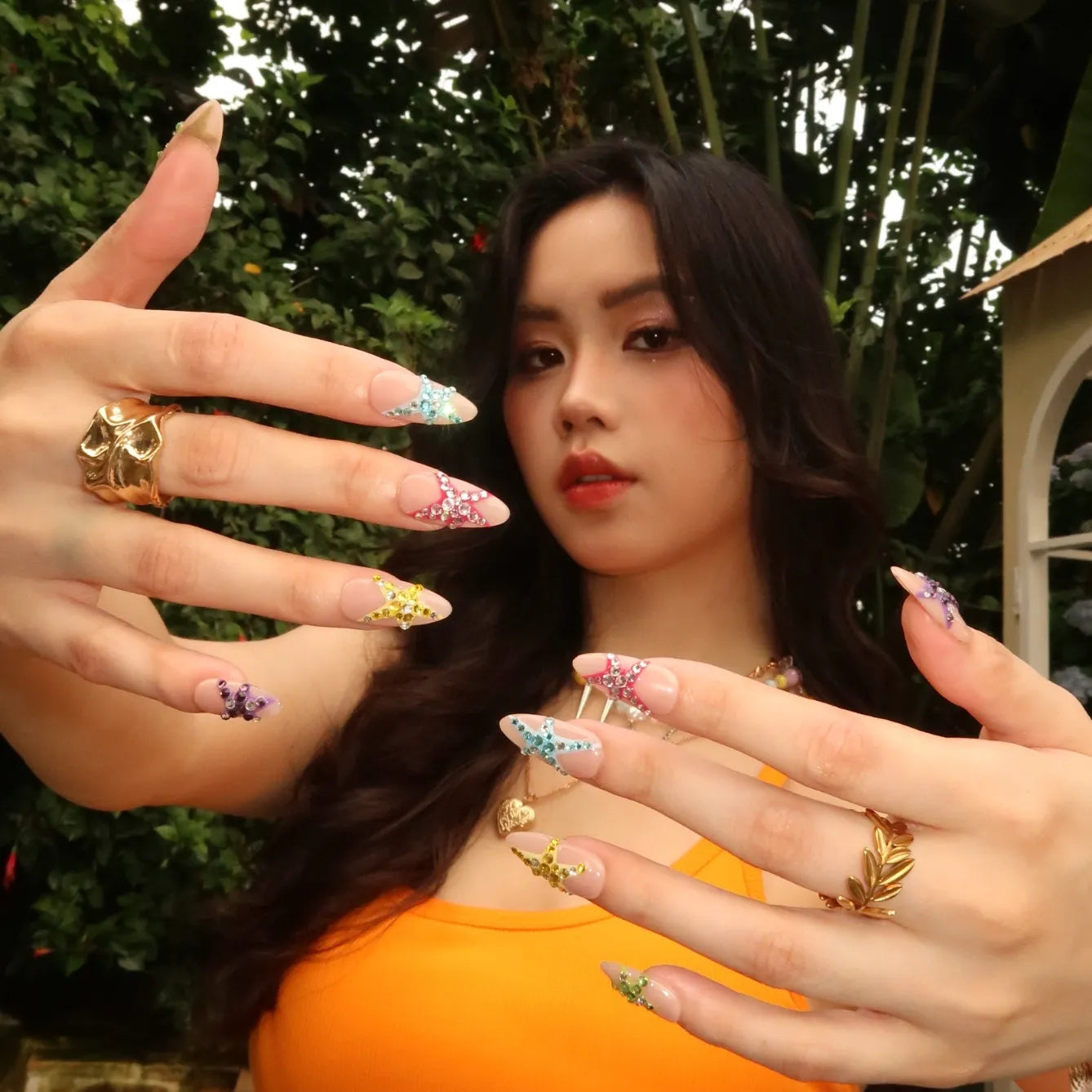 Superstar-ErsaNailsPressOnNails_06.webp