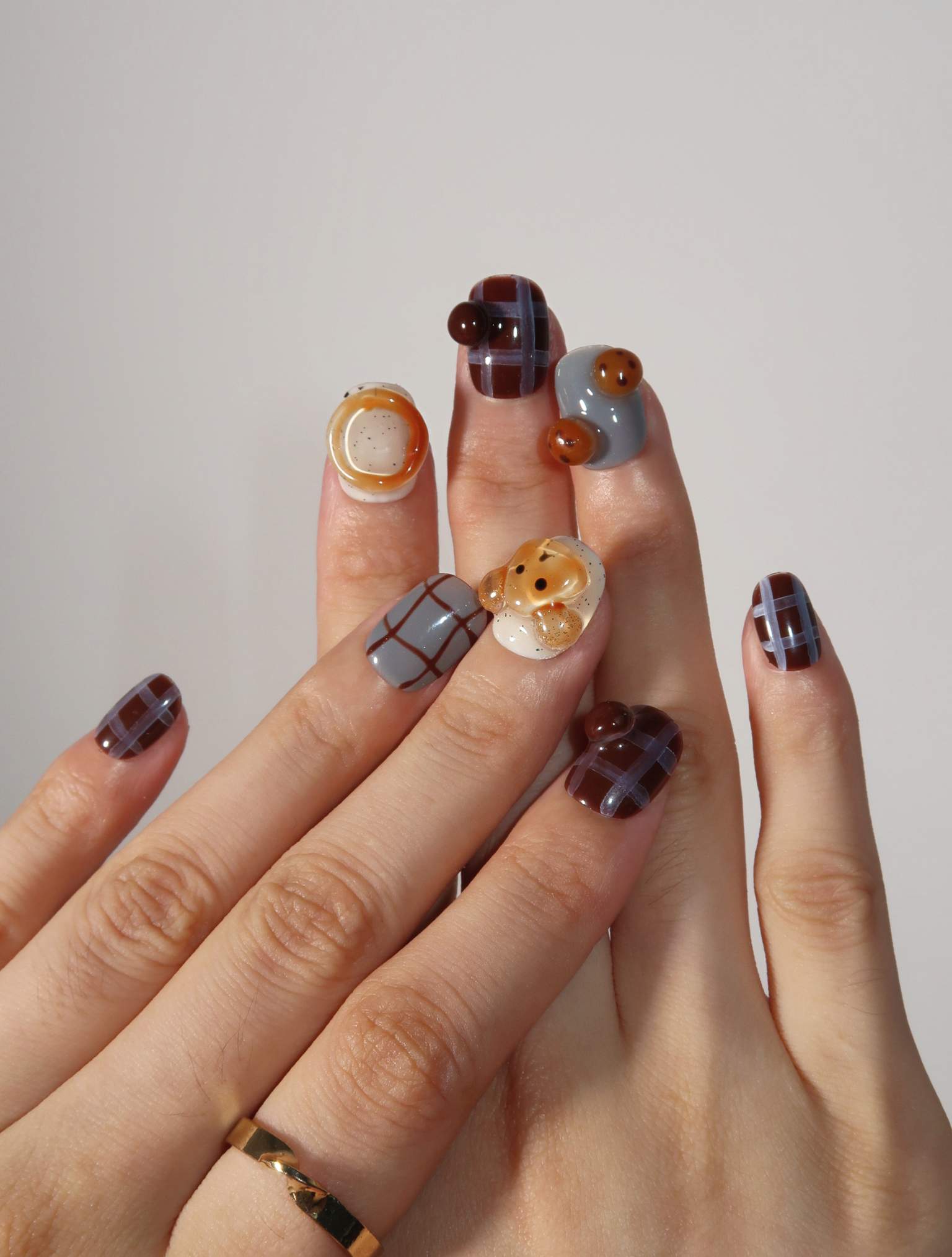 Teddy Bear - Ersa Nails Brown PressOnNails