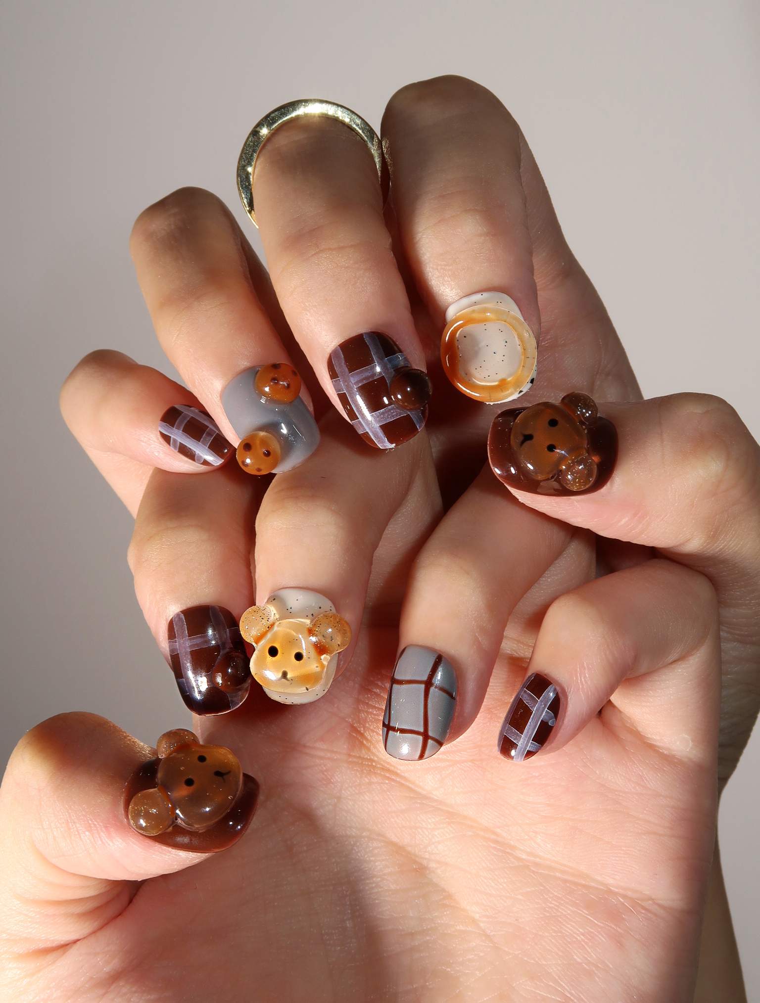 Teddy Bear - Ersa Nails Brown PressOnNails