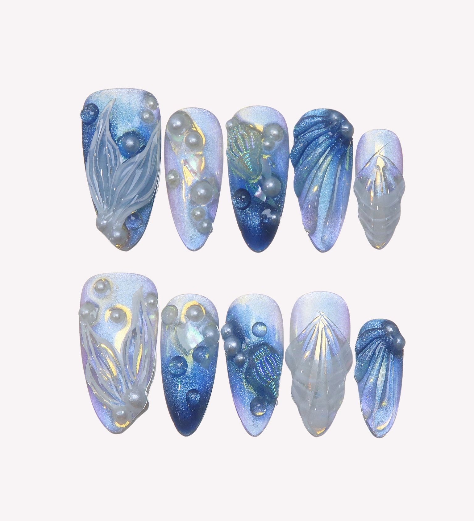 Thetis - Ersa Nails Blue Medium Almond PressOnNails