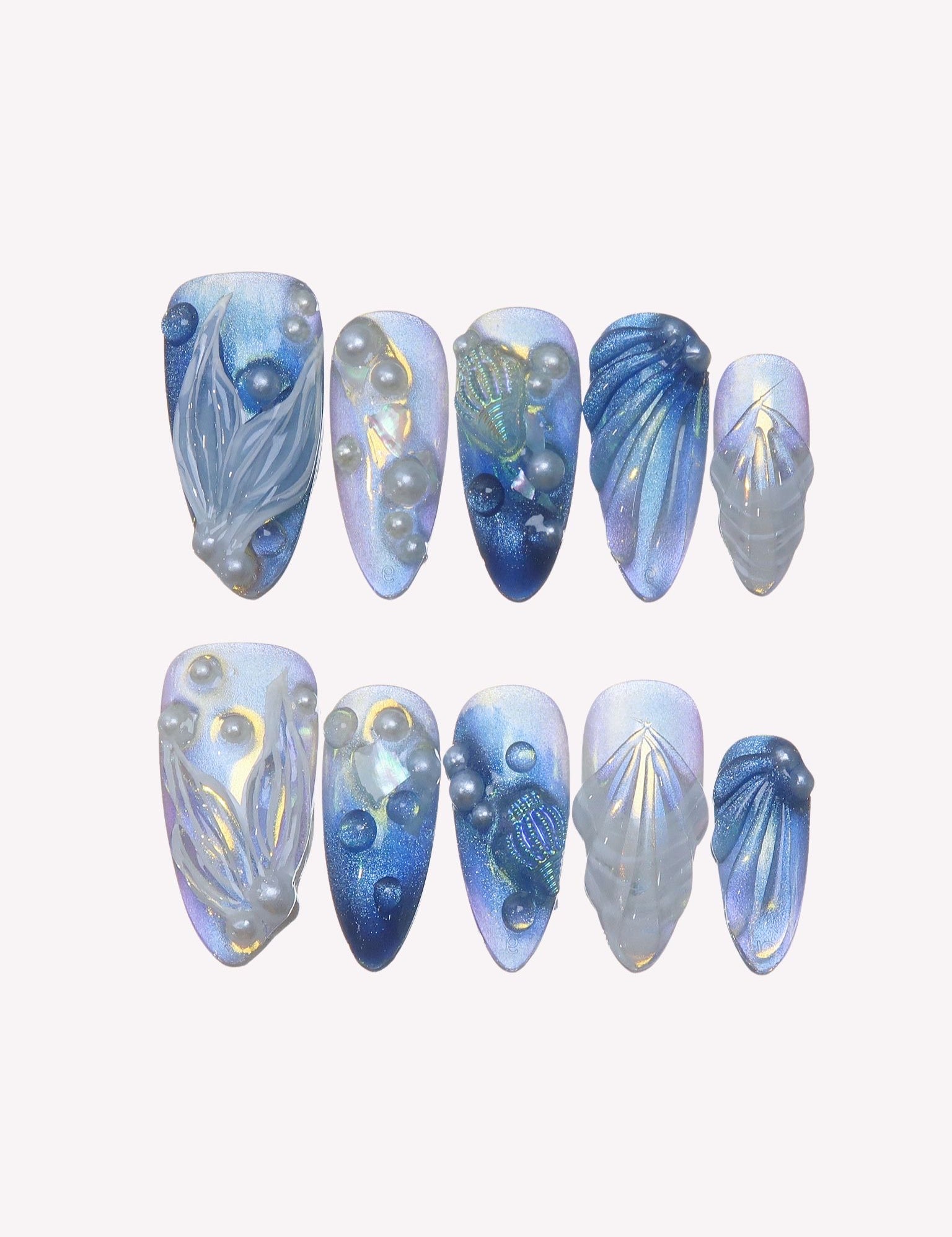 Thetis - Ersa Nails Blue Medium Almond PressOnNails