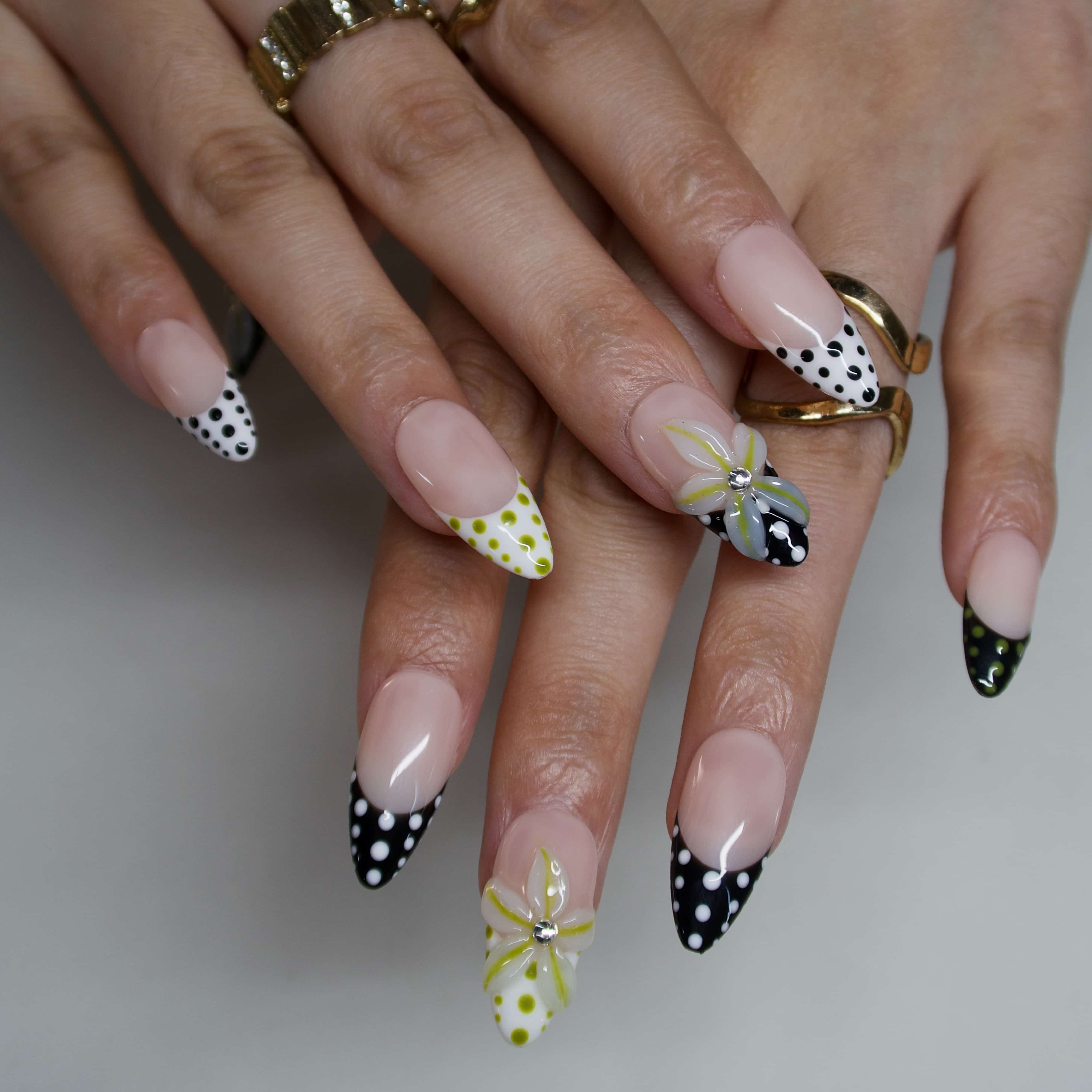 Tick_Tack_-_ErsaNails_PressOnNails_2.jpg