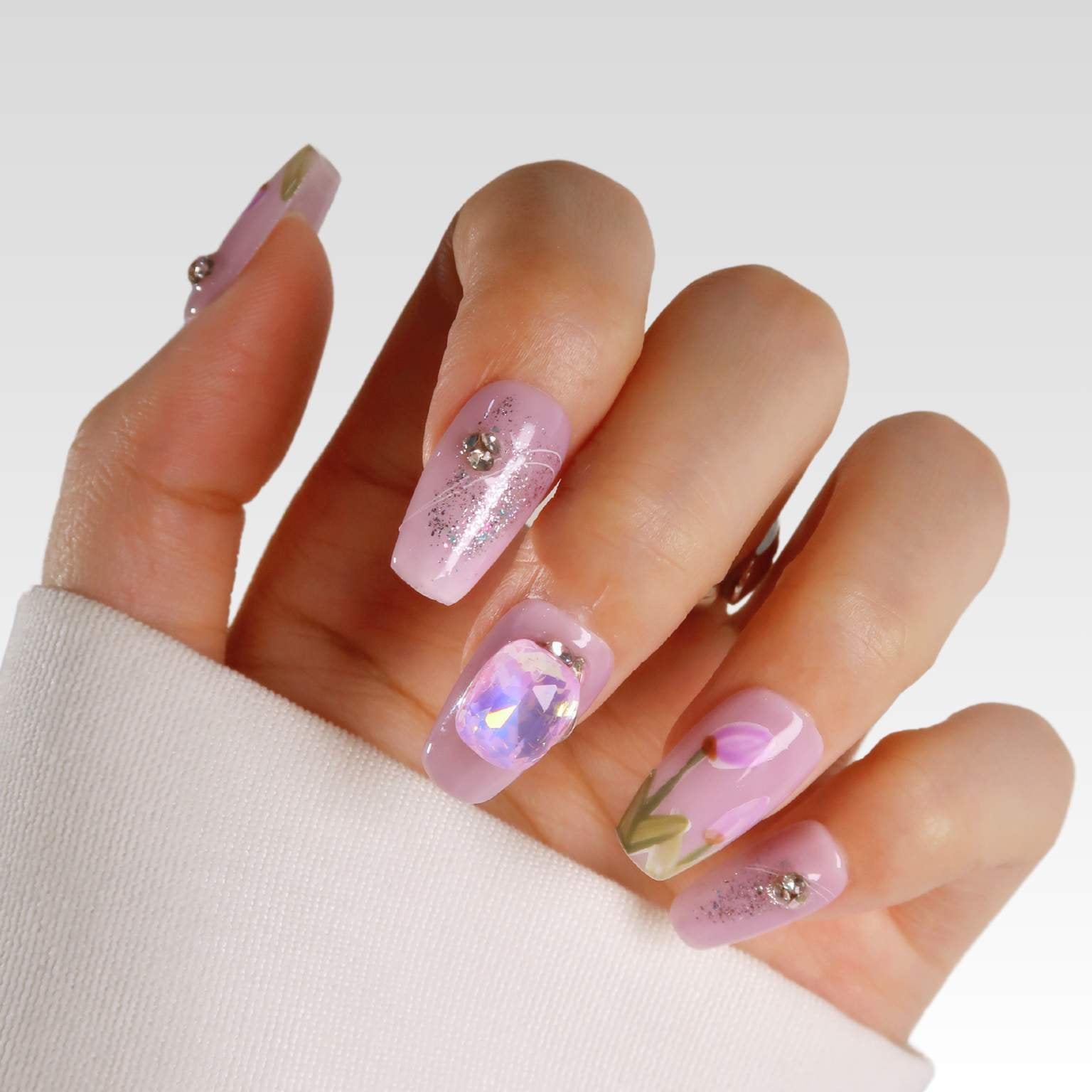 Tulip Wonderland - Ersa Nails Purple Short Coffin PressOnNails