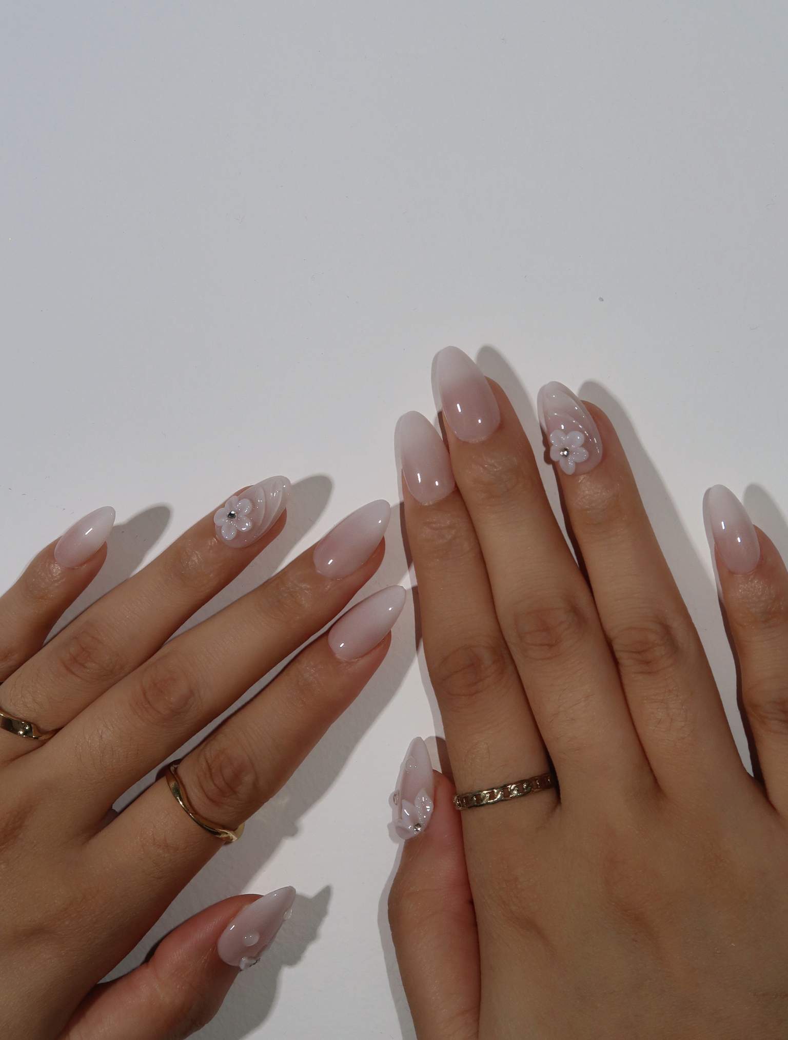 Venus - Ersa Nails White Nude Pink PressOnNails