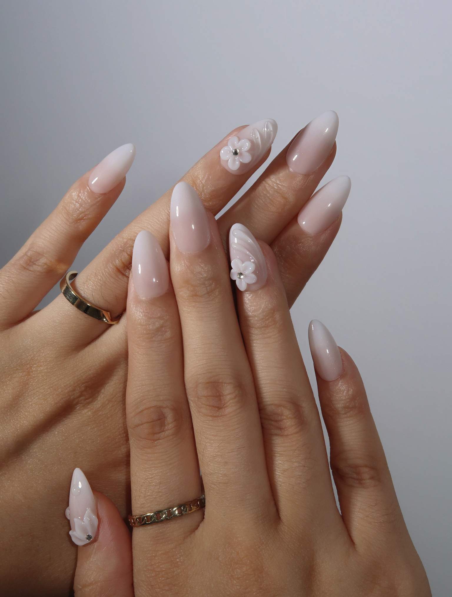 Venus - Ersa Nails White Nude Pink PressOnNails