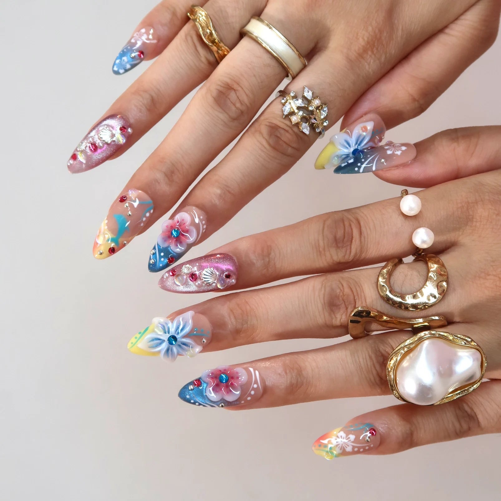 Vitamin Sea - Ersa Nails White Blue Nude PressOnNails