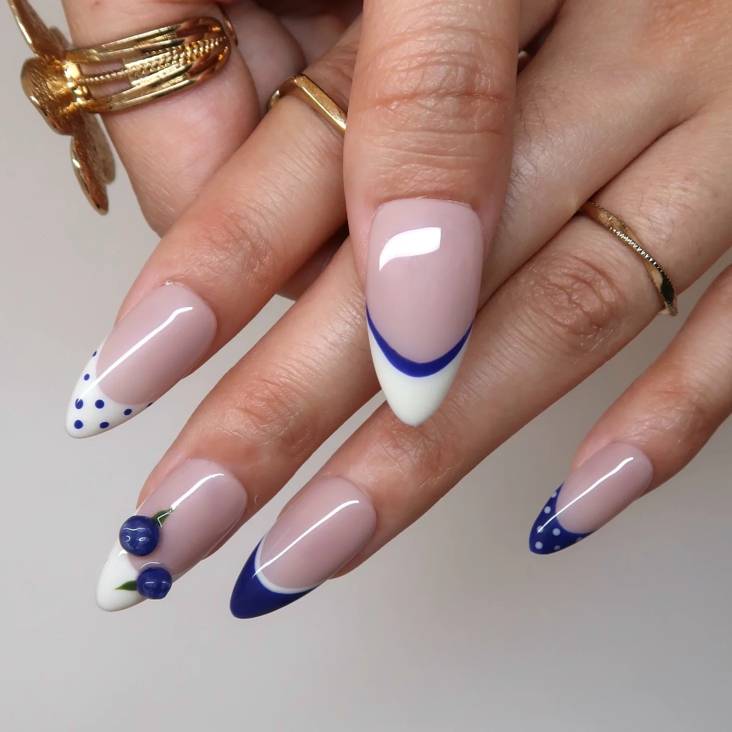 Wildberry - Ersa Nails Nude Blue White PressOnNails