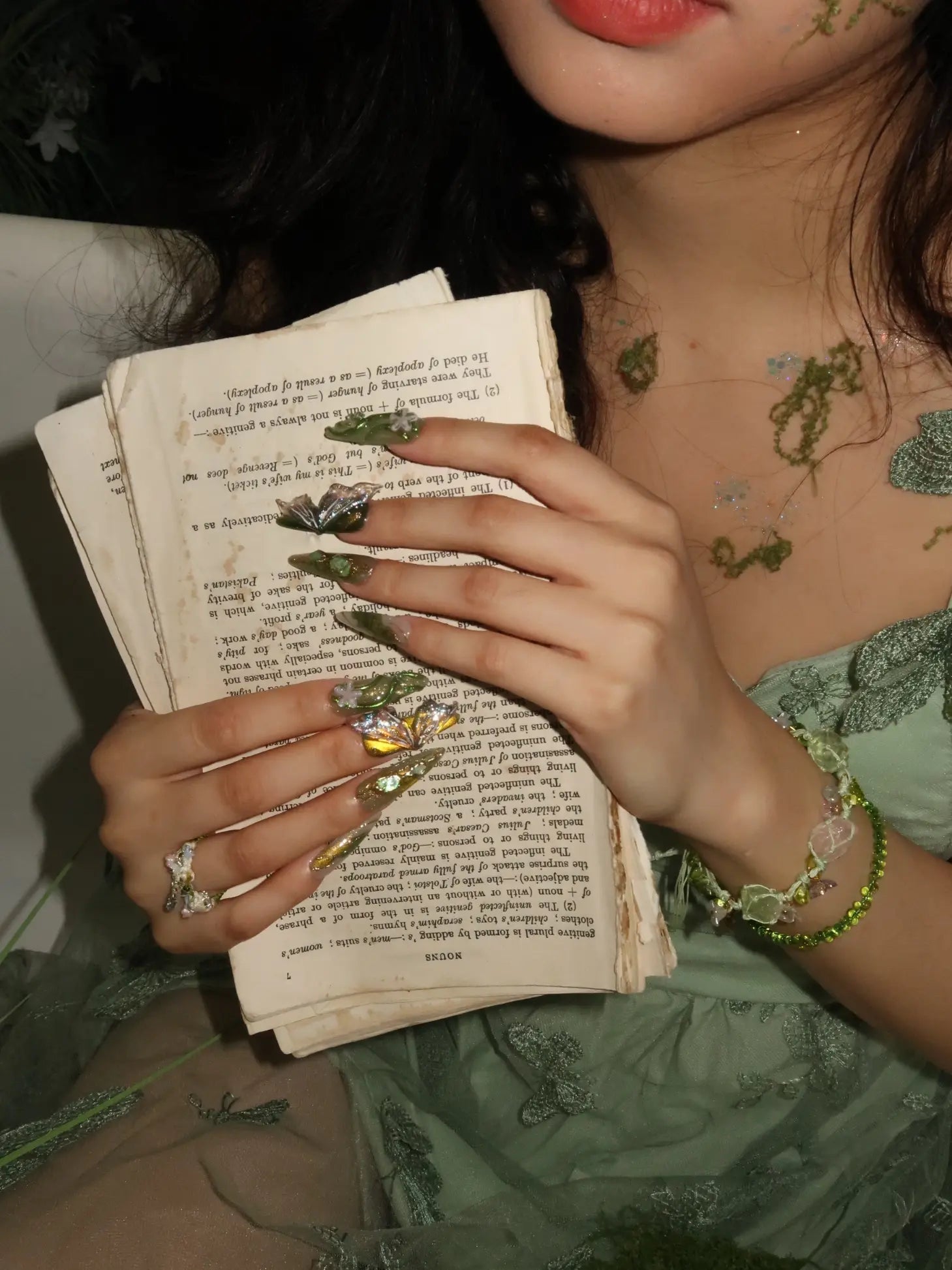 forest_elf_ersanails_press_on_nails_05.webp